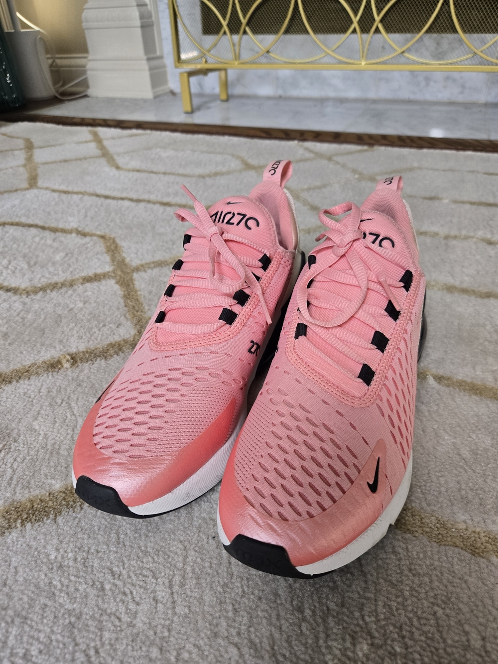 Nike Air Max 270 GS 'Bleached Coral' Pink/Black Running Shoes - Picture 2 of 9